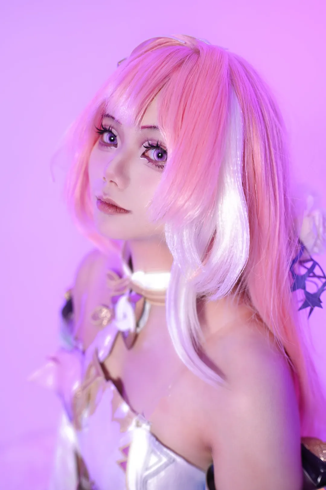 爱莉希雅cos, 粉色长发, 人之律者, cosplay摄影, 二次元弓箭手 - 第6张