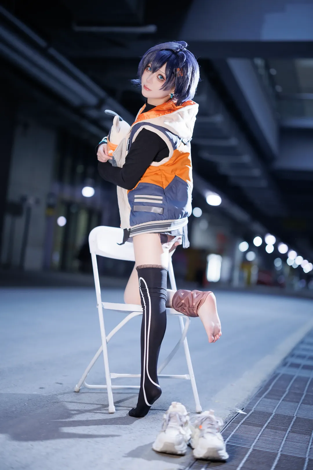 绝区零, cosplay穿搭, 玲cos, 机能风马甲, 不对称过膝袜 - 第4张