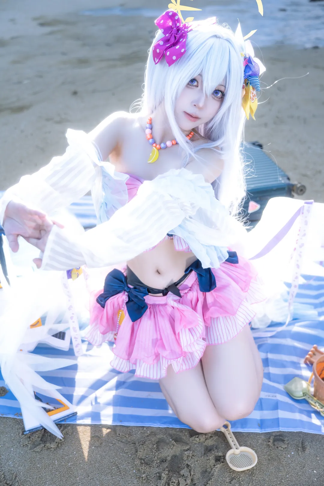Anime-style photography, Blue Archive, Swimsuit cosplay, Shirasu Azusa cosplay, Beach location - Image 1