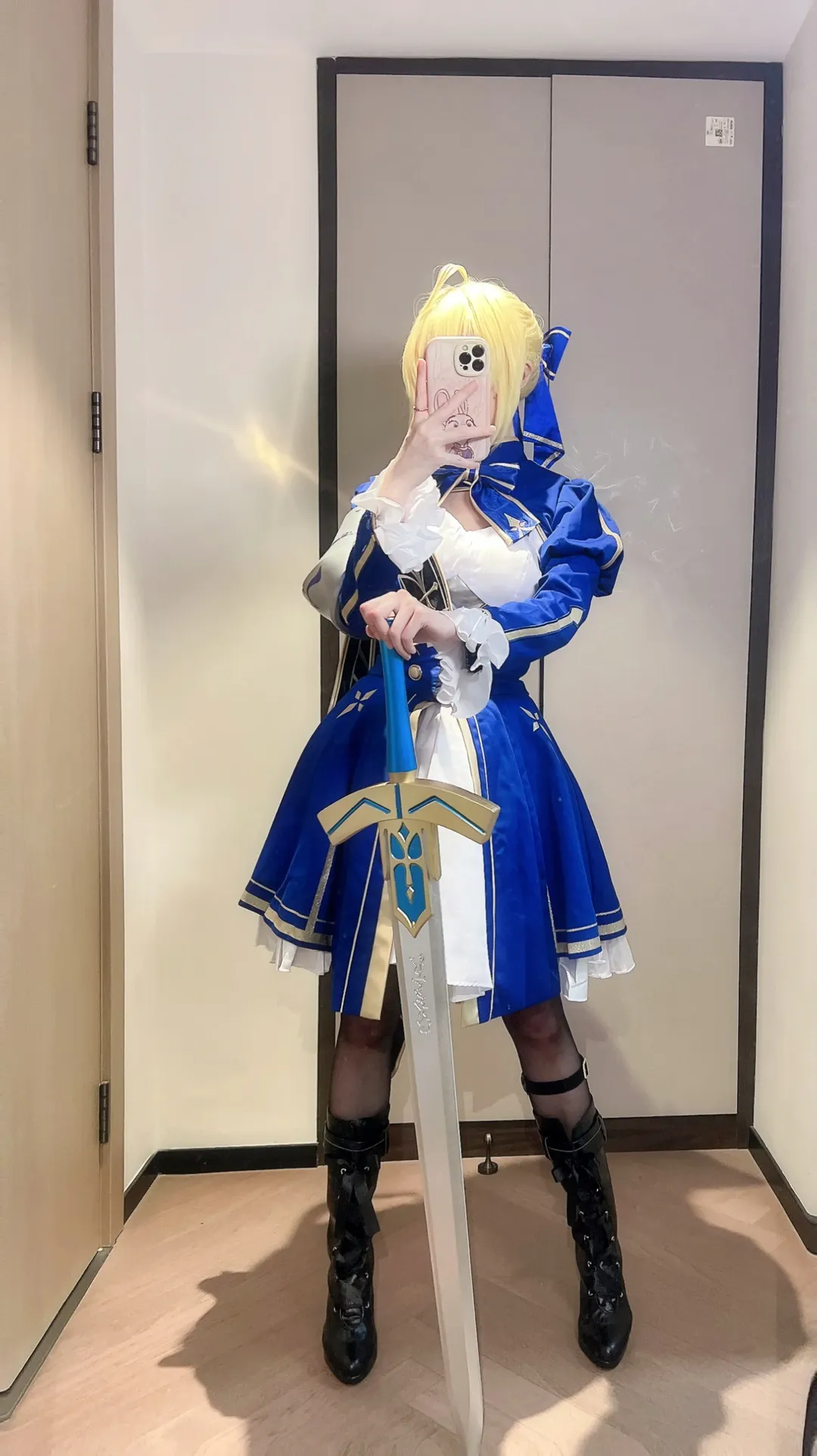 Genshin Impact, Honkai: Star Rail, Skirk cosplay, Saber cosplay, Stockings - Image 1