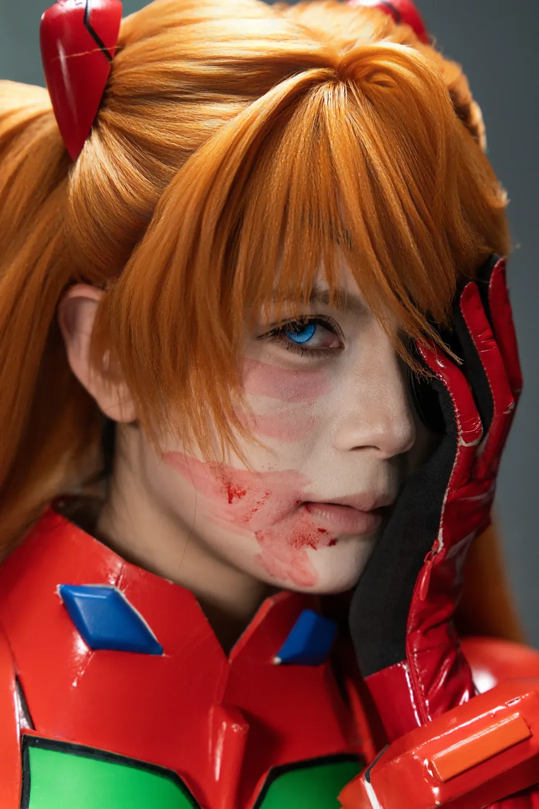 Cosplay photography, Photo poses, Asuka Cosplay, Neon Genesis Evangelion, Battle damage makeup - Image 8