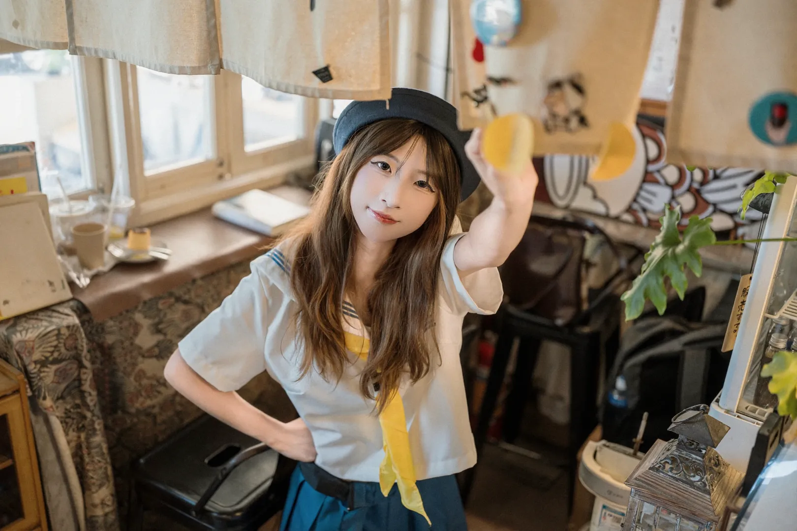 jk制服, 日系写真, 水手服cos, 中山探店, 咖啡店拍照 - 第12张
