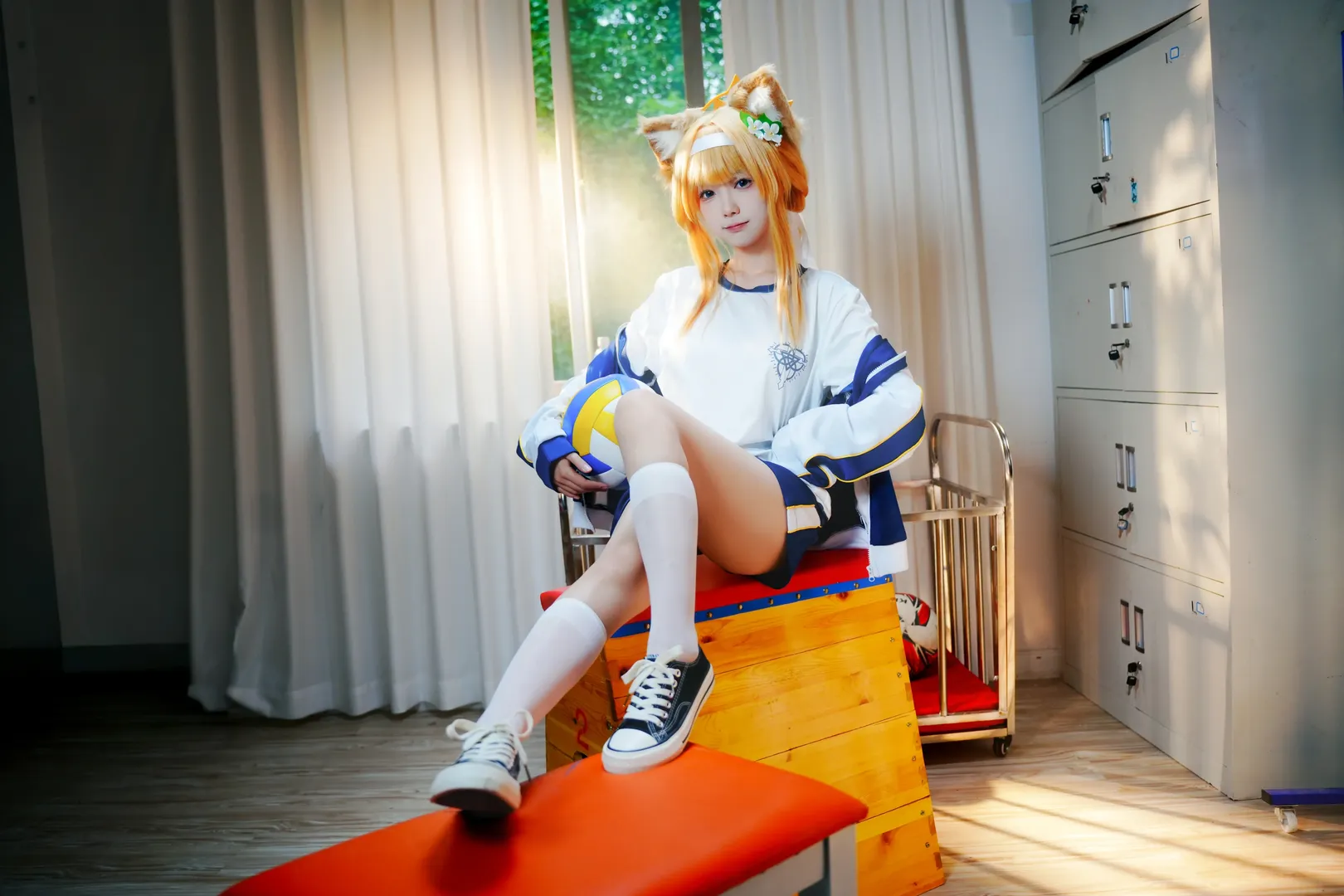 二次元撮影, ブルーアーカイブ, マリーコスプレ, 白タイツコスプレ, 体操着のコスプレ写真 - 3枚目