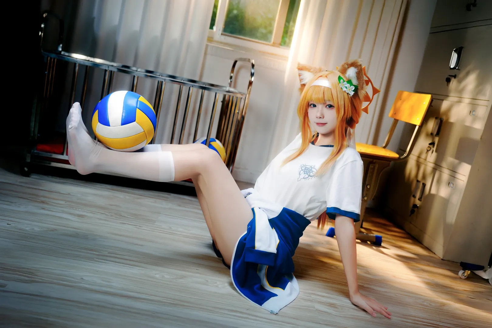 二次元撮影, ブルーアーカイブ, マリーコスプレ, 白タイツコスプレ, 体操着のコスプレ写真 - 8枚目