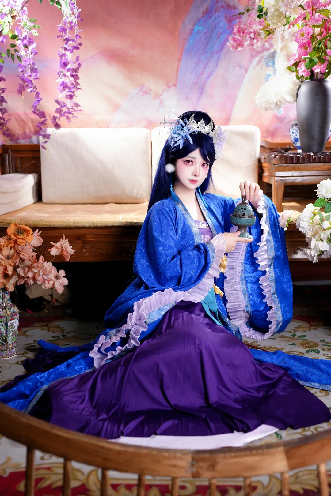 Ancient style, Cosplay photoshoot, Chinese-style photography, Consort Lihua cosplay, Blue hair traditional Chinese costume - Image 7