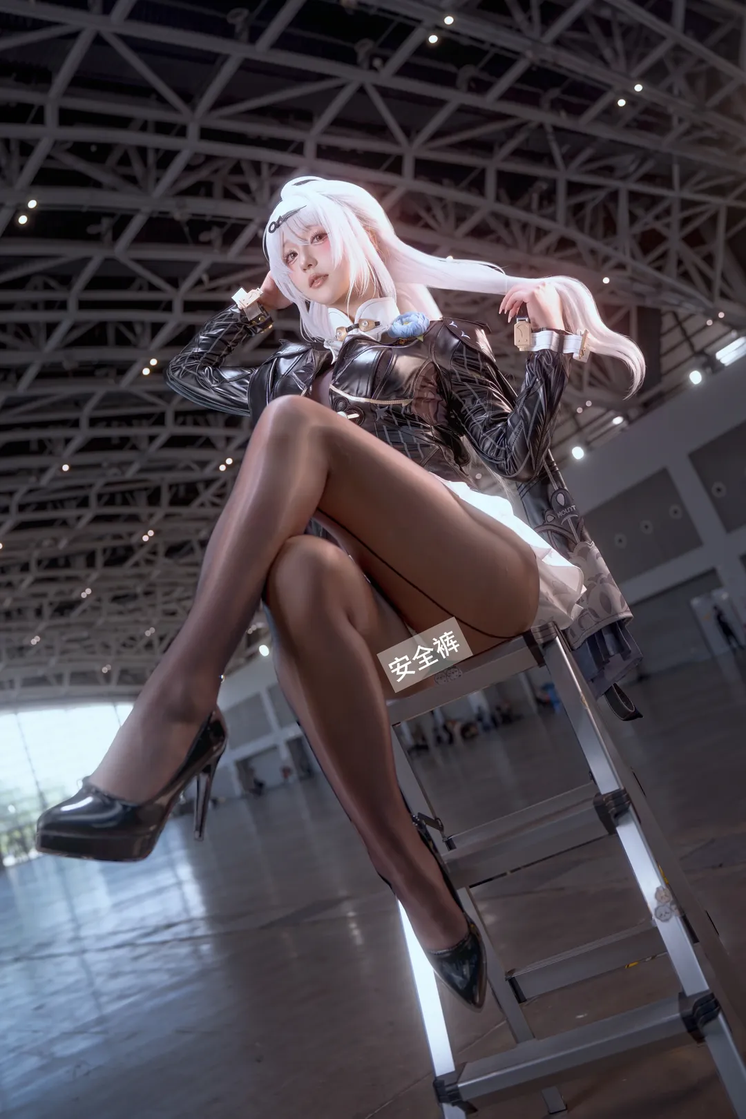 絕區零, Cosplay攝影, 儀玄cos, 黑絲, 漫展現場