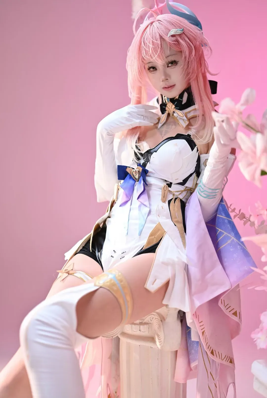 二次元cosplay, 白丝, 粉色假发, 棚拍写真, 人之律者爱莉希雅cos