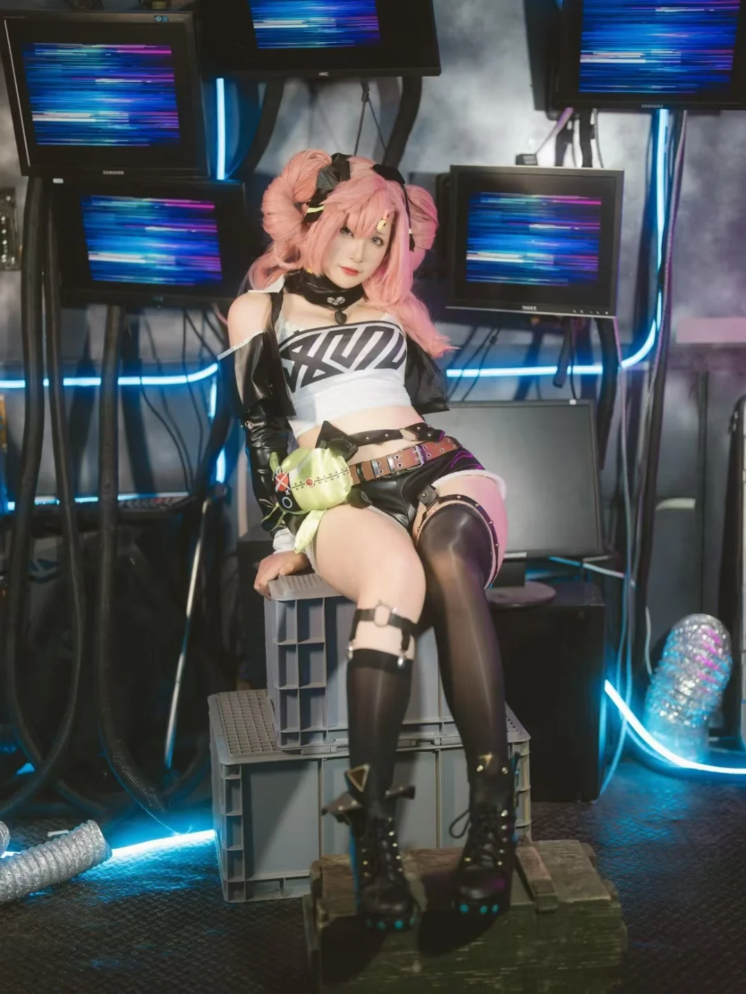 绝区零, cosplay穿搭, 黑丝穿搭, 赛博朋克风, 妮可老大cos - 第2张