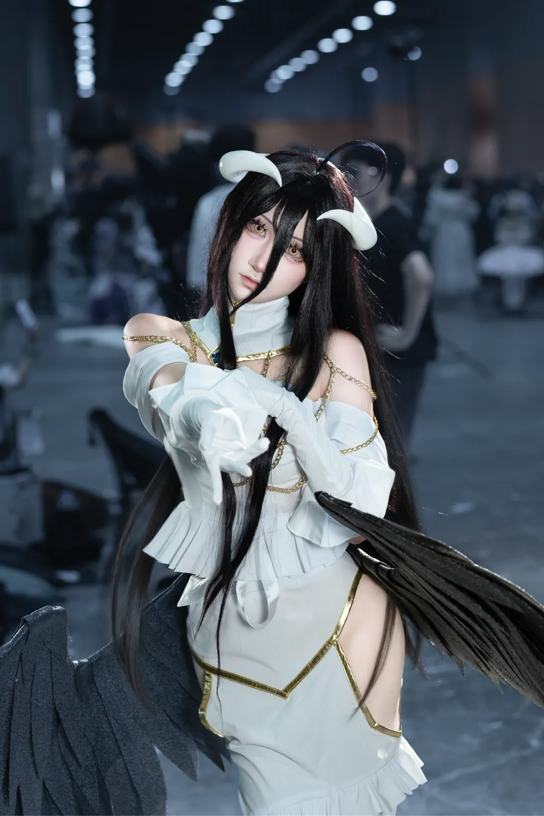 Roleplay, Convention photos, Albedo cosplay, Overlord, Black wings - Image 8