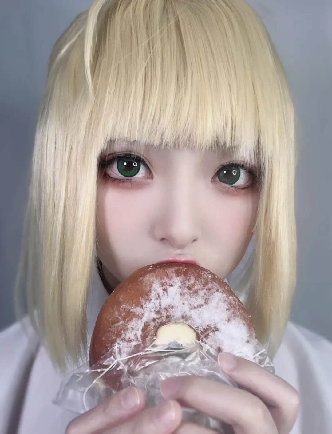 Fate/Grand Order, アルトリア コスプレ, コスプレ撮影, 大食い王, ドーナツ