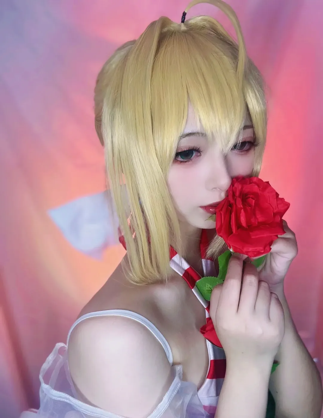 FGO, 尼禄cos, 二次元Coser, 红玫瑰, 玄凤鹦鹉 - 第3张