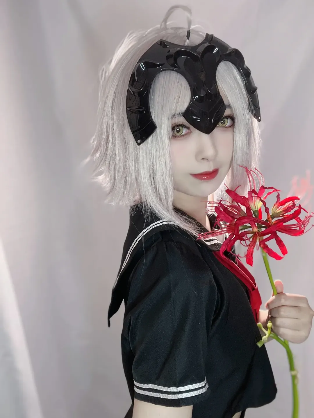 Fate/Grand Order, ジャンヌ・ダルク（オルタ）コスプレ, セーラー服コスプレ, ダーク系コスプレ, 彼岸花の小道具 - 3枚目