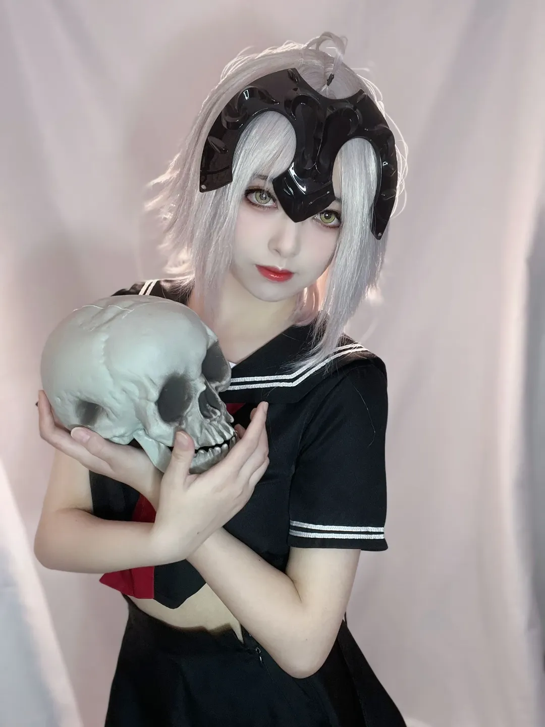 Fate/Grand Order, ジャンヌ・ダルク（オルタ）コスプレ, セーラー服コスプレ, ダーク系コスプレ, 彼岸花の小道具 - 4枚目
