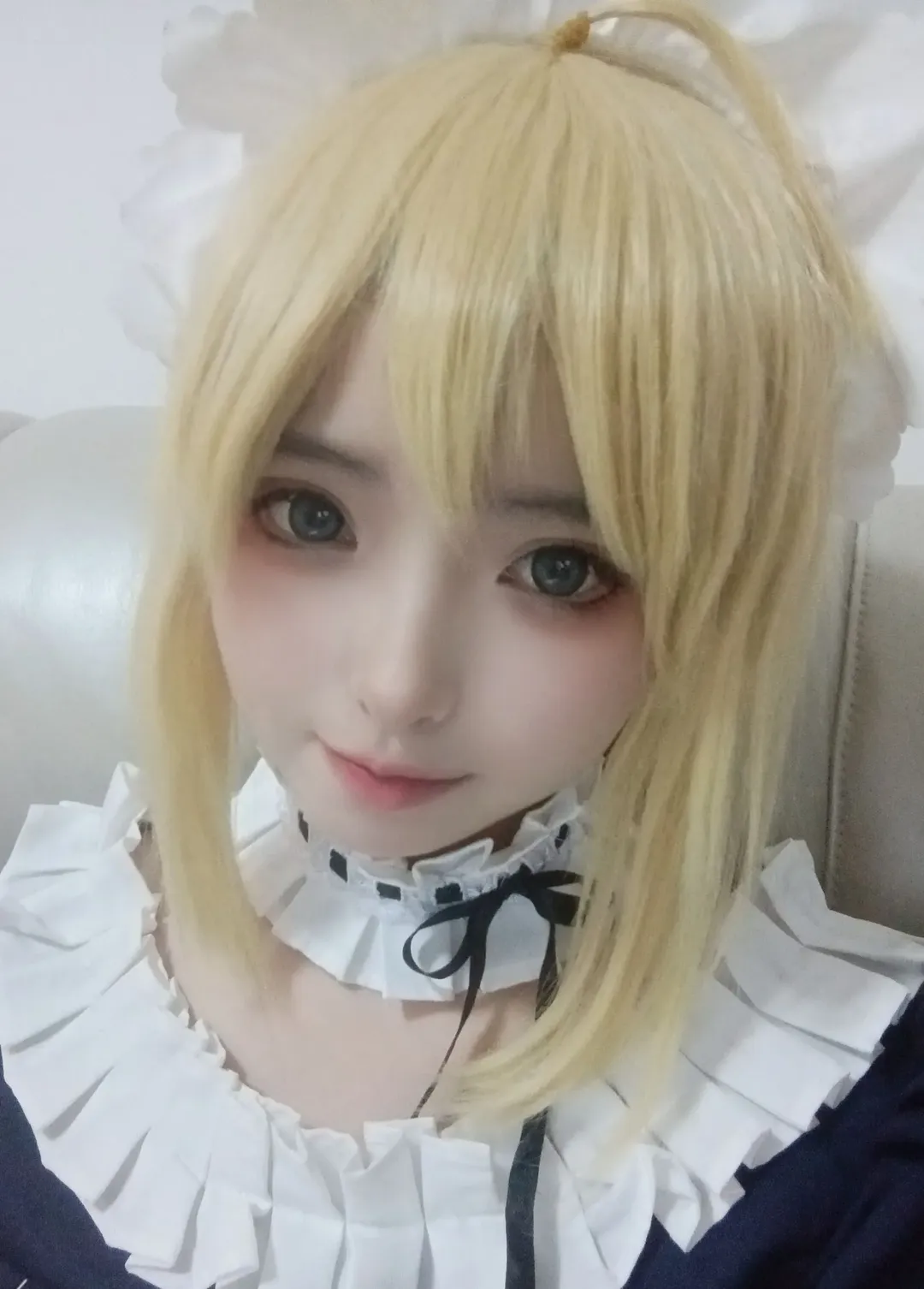 Fate/Grand Order, アルトリア コスプレ, 二次元コスプレ, メイド服コスプレ, 金髪にカラコン