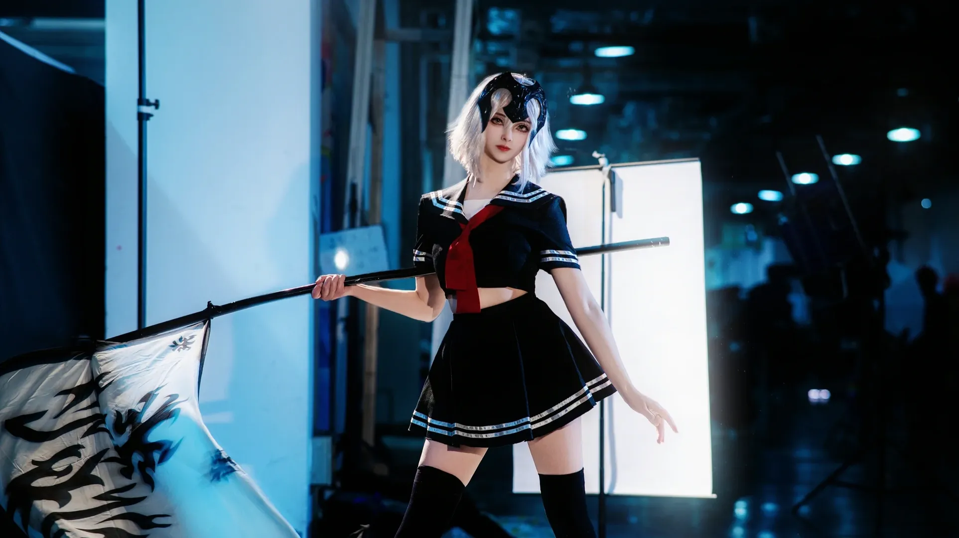 Anime convention, Photography, Fate/Grand Order, Jeanne d'Arc (Alter) cosplay, Black stockings - Image 2