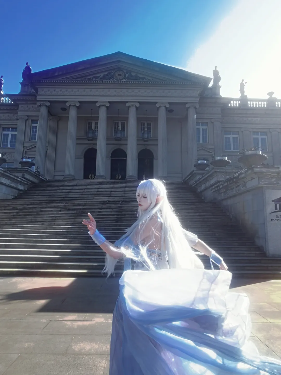 雰囲気, Re:ゼロから始める異世界生活, エミリア コスプレ, エルフ耳, 青と白のチュールドレス - 5枚目