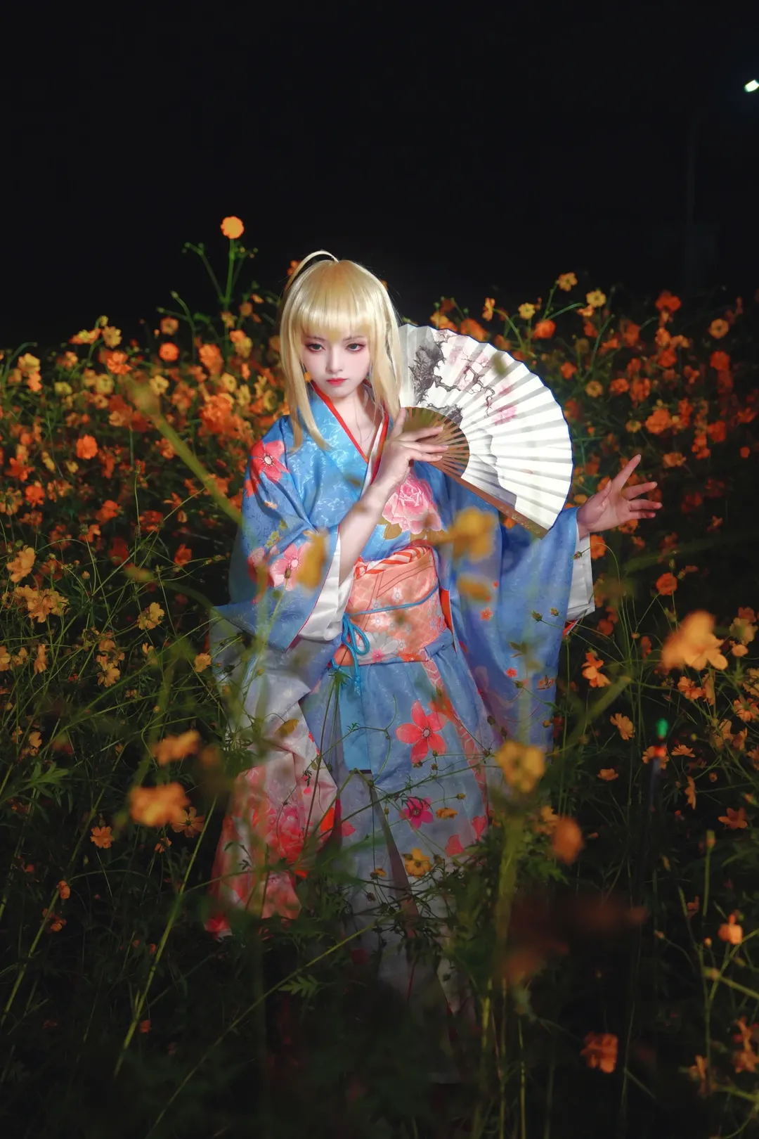 Fate/Grand Order, 阿尔托莉雅cos, 和服, cosplay摄影, 花海夜景 - 第1张