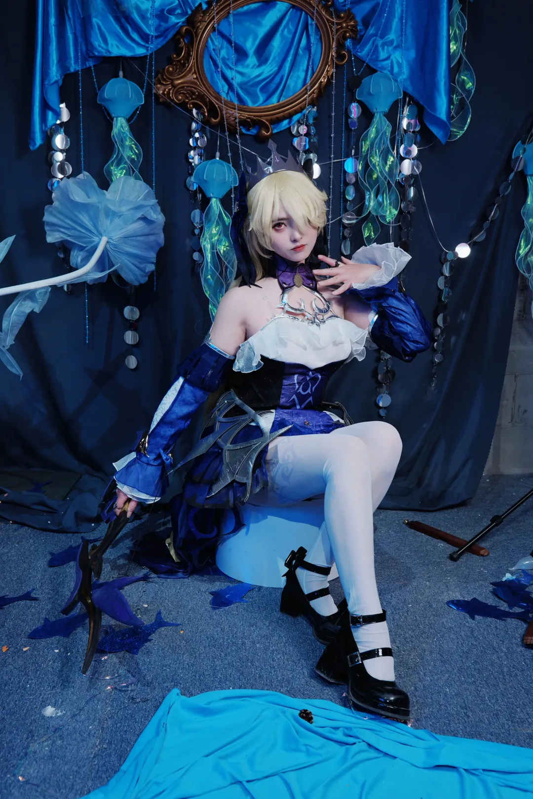 Roleplay, Genshin Impact, Cosplay photography, Fischl cosplay, White stockings cosplay - Image 5