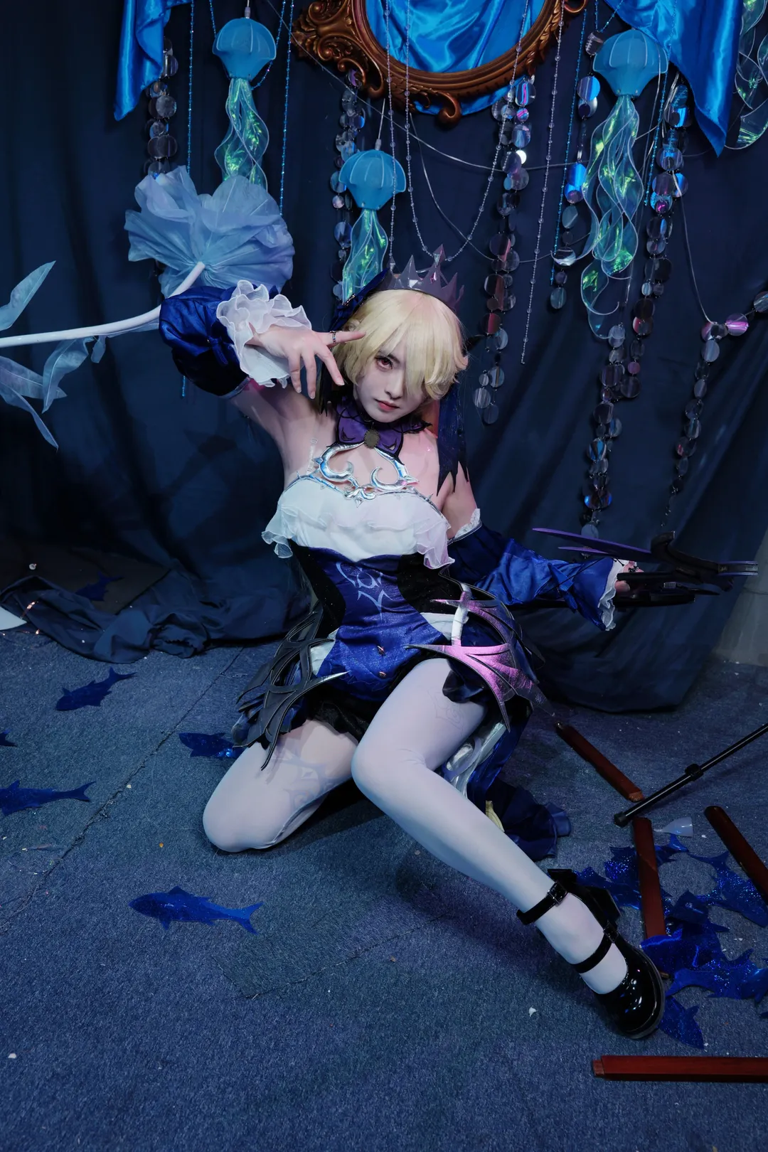 Roleplay, Genshin Impact, Cosplay photography, Fischl cosplay, White stockings cosplay - Image 6