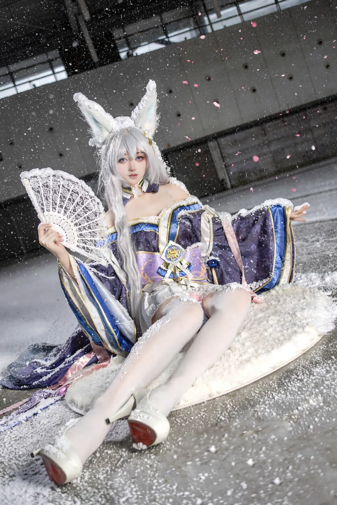 碧蓝航线, 信浓cos, 兽耳cos, 雪地cosplay, 西伯利亚大尾狐
