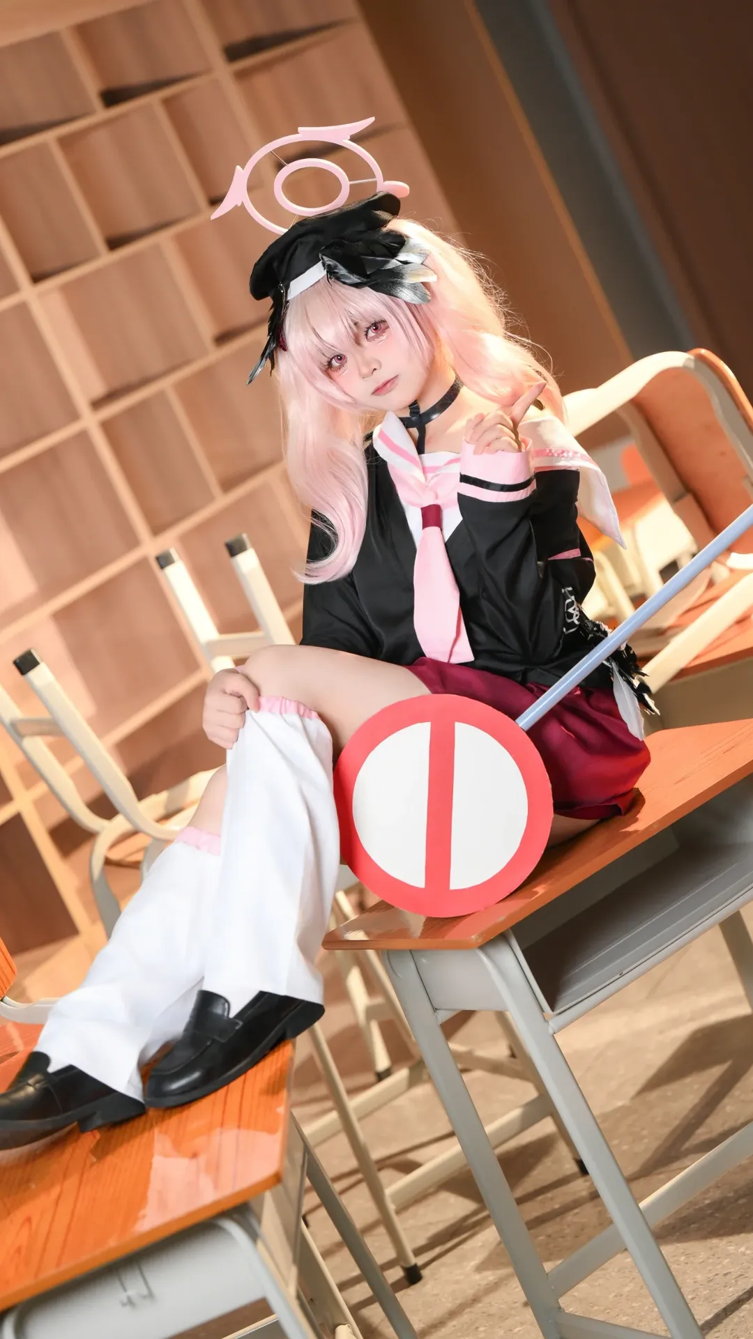 蔚蓝档案, 二次元cosplay, 下江小春cos, 校园风写真, 教室日常 - 第1张