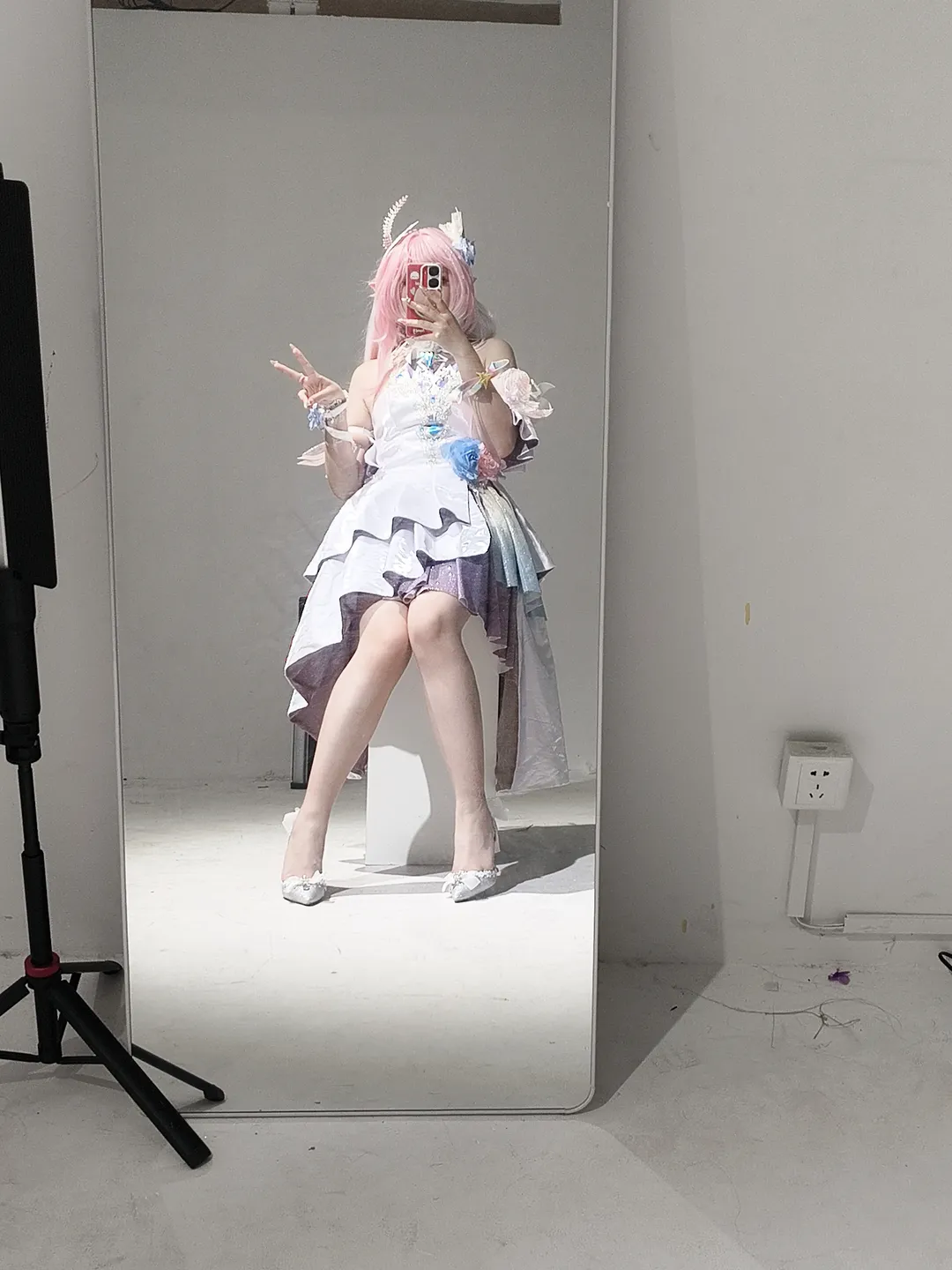 Cyrene Cosplay, Honkai: Star Rail, Casual cosplay, Pink-haired bishoujo, Lucky pull moment