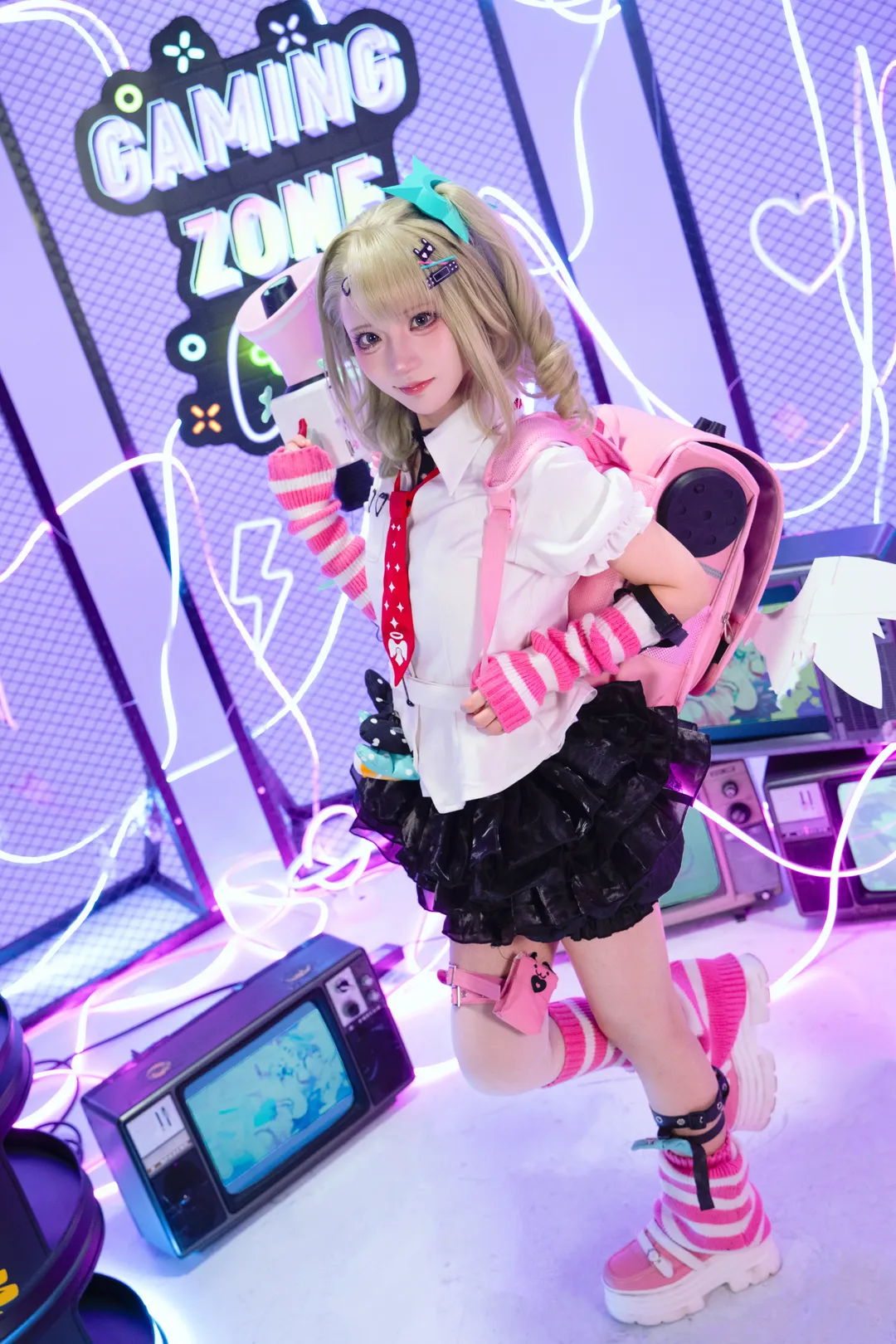 絕區零, 二次元cosplay, 千夏蕾咪cos, 遊戲少女, 賽博霓虹