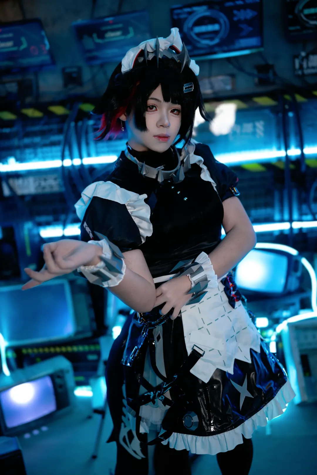 ゼンレスゾーンゼロ, サイバーパンク, エレン・ジョー コスプレ, コスプレ撮影, 黒ストッキングコスプレ - 3枚目