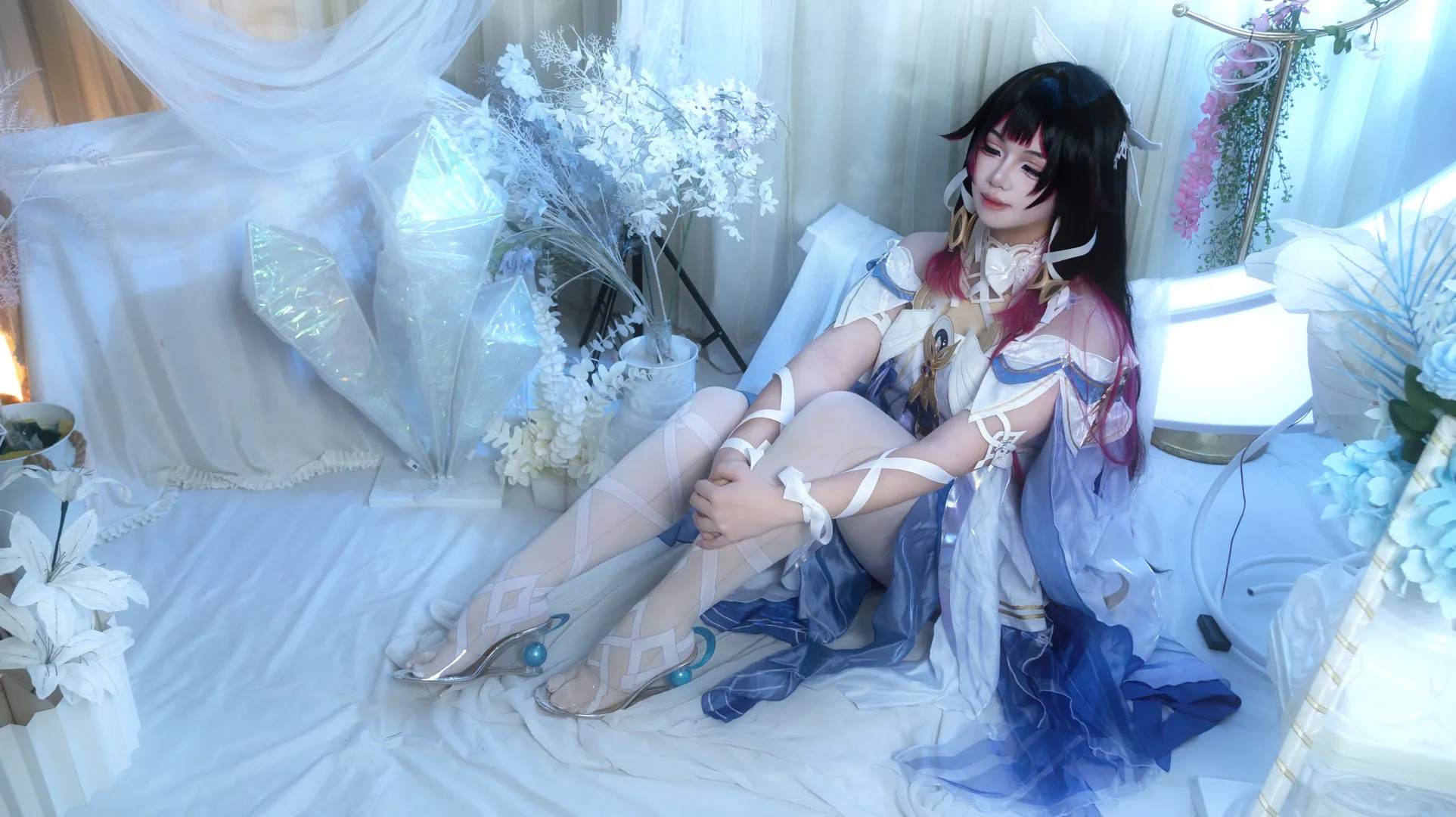 原神, 哥伦比娅cos, cosplay分享, 二次元妆容, 白纱布景