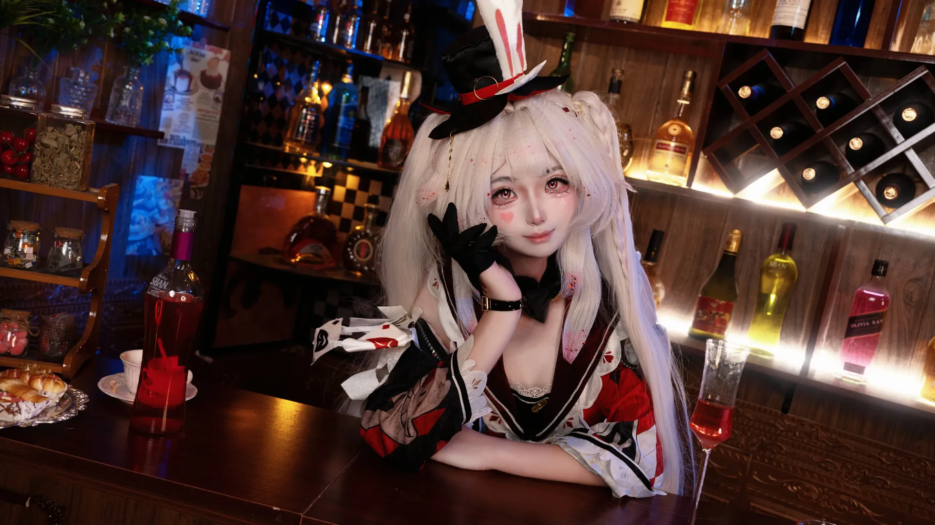 2D, cosplay, Honkai: Star Rail, Sparkle cosplay, Bar scene