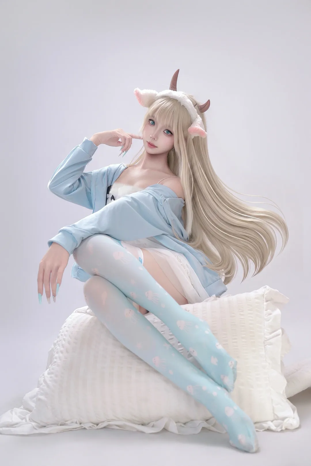 2次元少女, ブルーアーカイブ, 飛鳥馬トキ コスプレ, ブルーアーカイブコスプレ, おうちコーデ