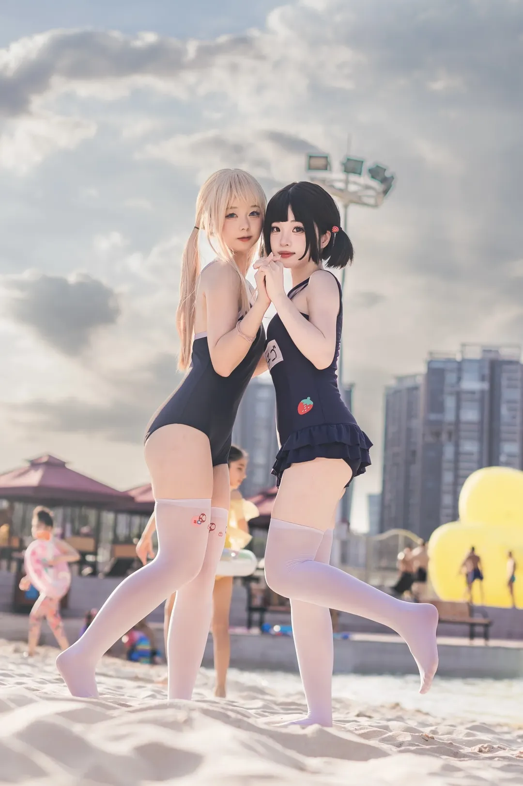 二次元少女, 沙滩摄影, 死库水cos, 白丝长筒袜, 少萝写真