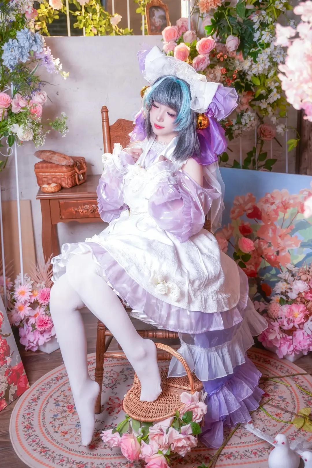 柴郡cos, 碧蓝航线, 二次元cosplay, 白丝穿搭, 花海写真 - 第2张