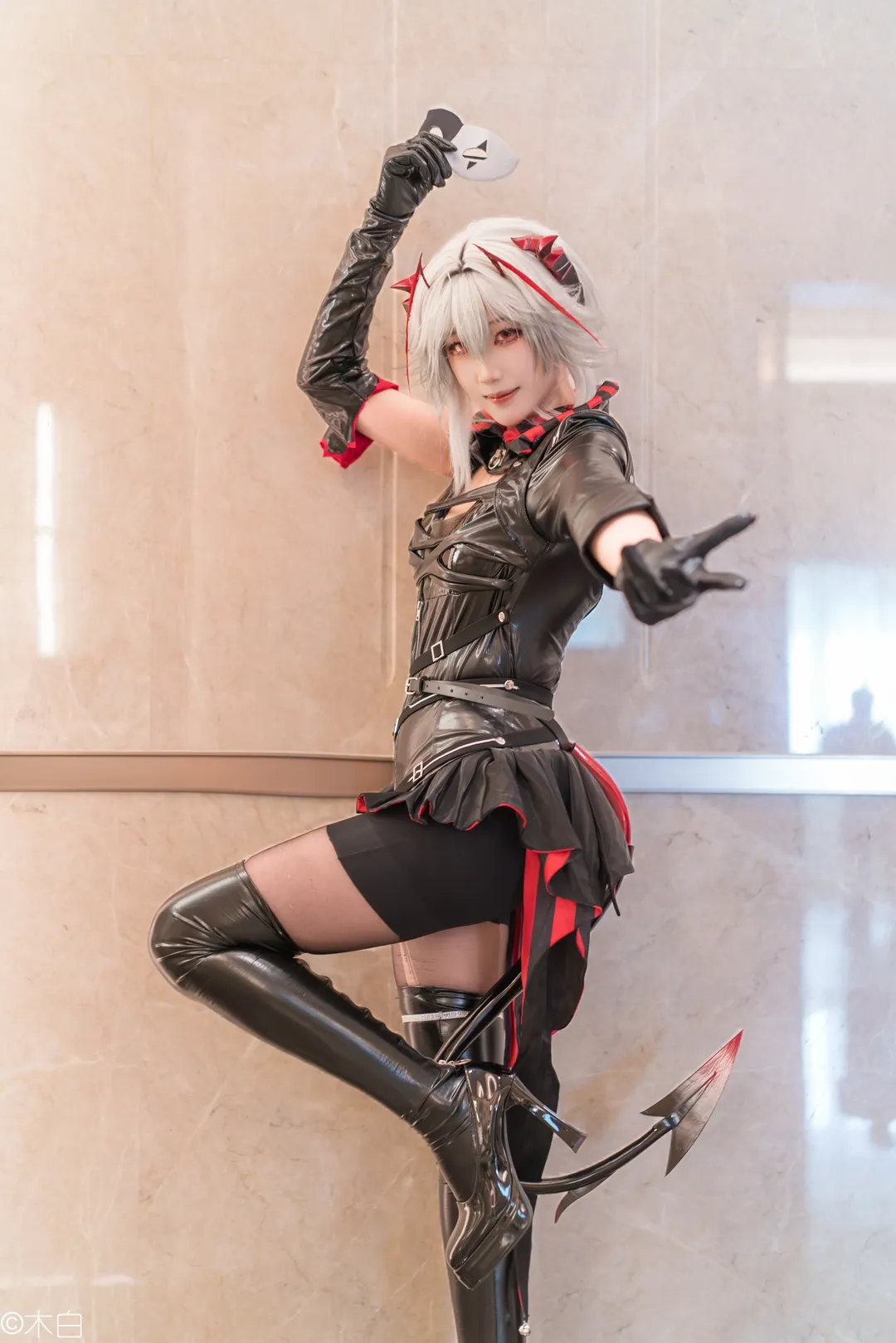 明日方舟, cosplay场照, W cos, 黑色丝袜, 怪盗W