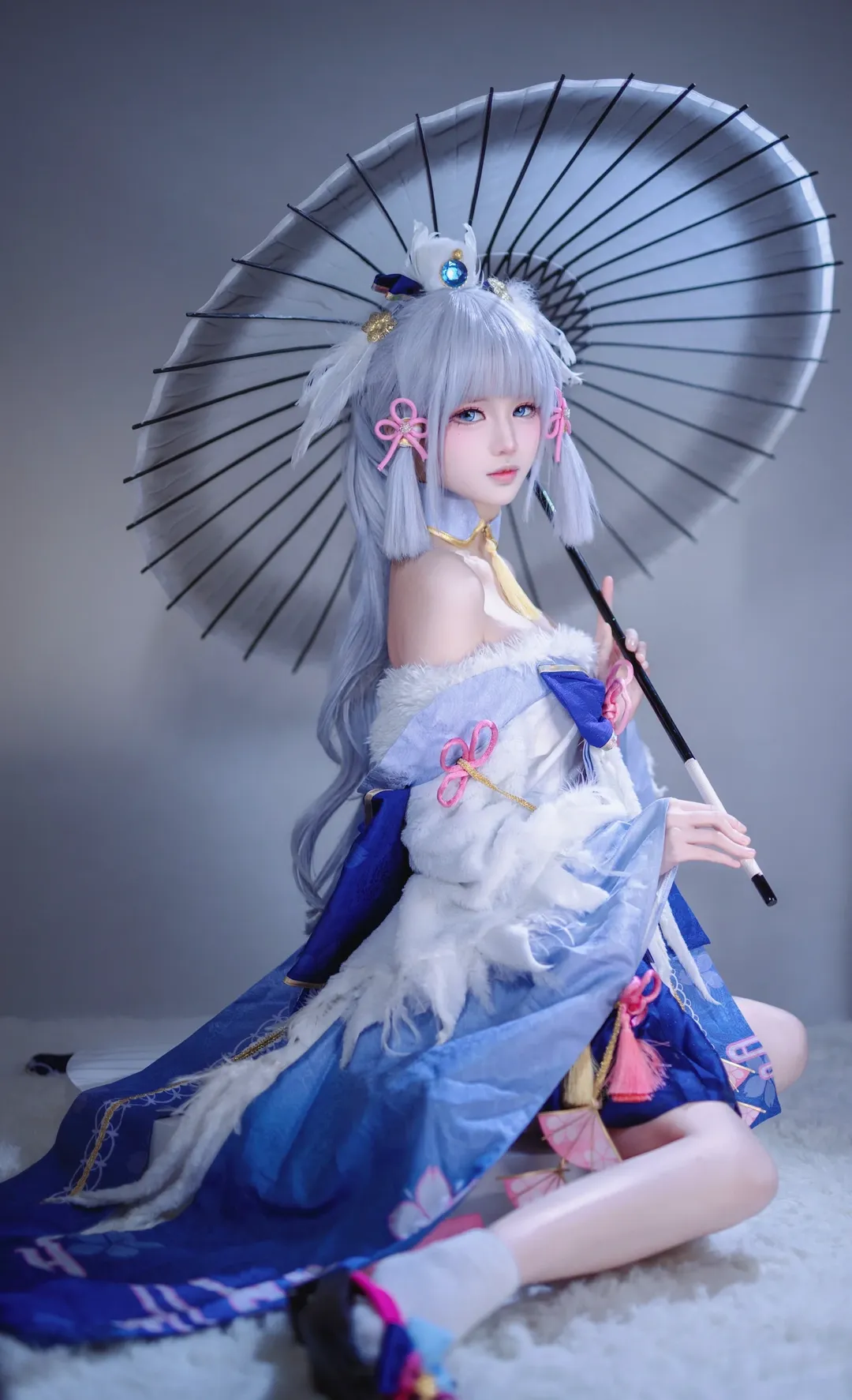 原神, 二次元摄影, 神里绫华cos, 银白假发, 蓝白华服 - 第2张
