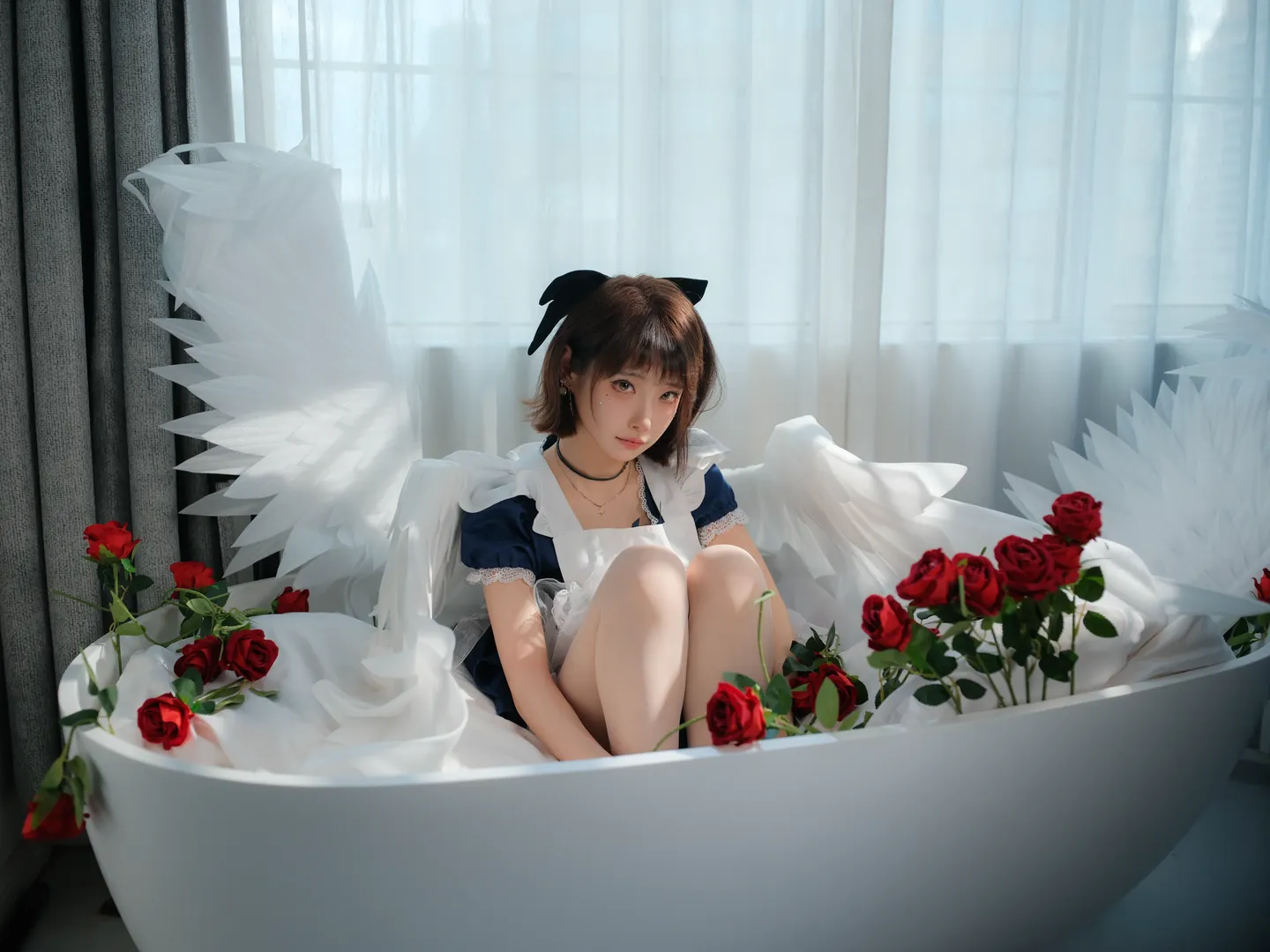 雰囲気のある写真, 二次元日常, バスタブ撮影, 白タイツ, 天使メイドコスプレ
