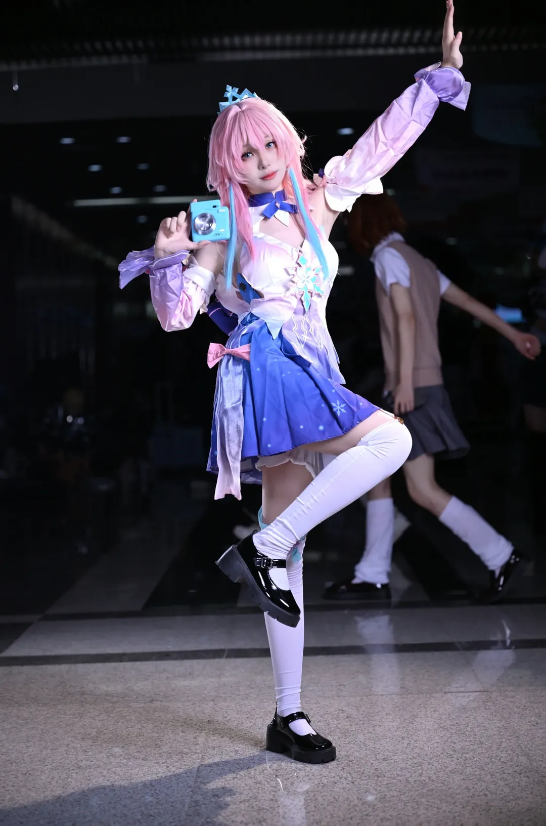 崩坏星穹铁道, 漫展返图, 三月七cos, cosplay摄影, 白丝cos - 第3张