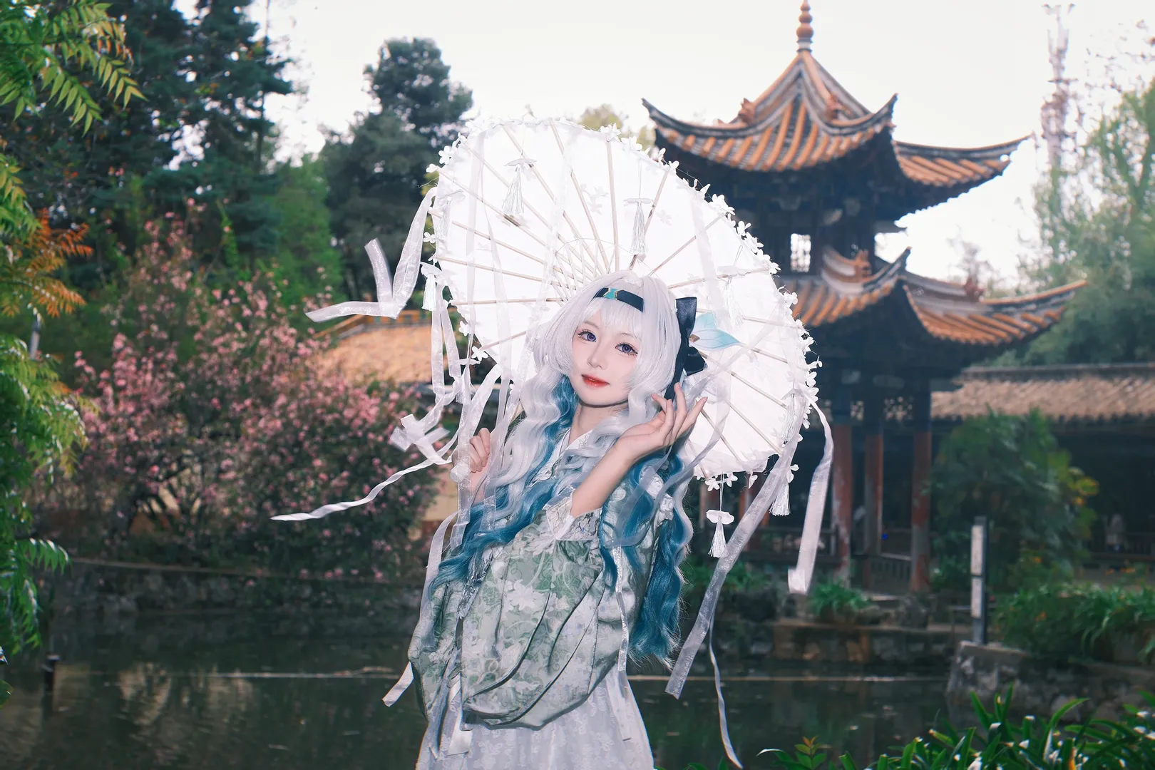 Honkai: Star Rail, Firefly cosplay, Traditional style cosplay, Firefly headcanon, Garden portrait photography