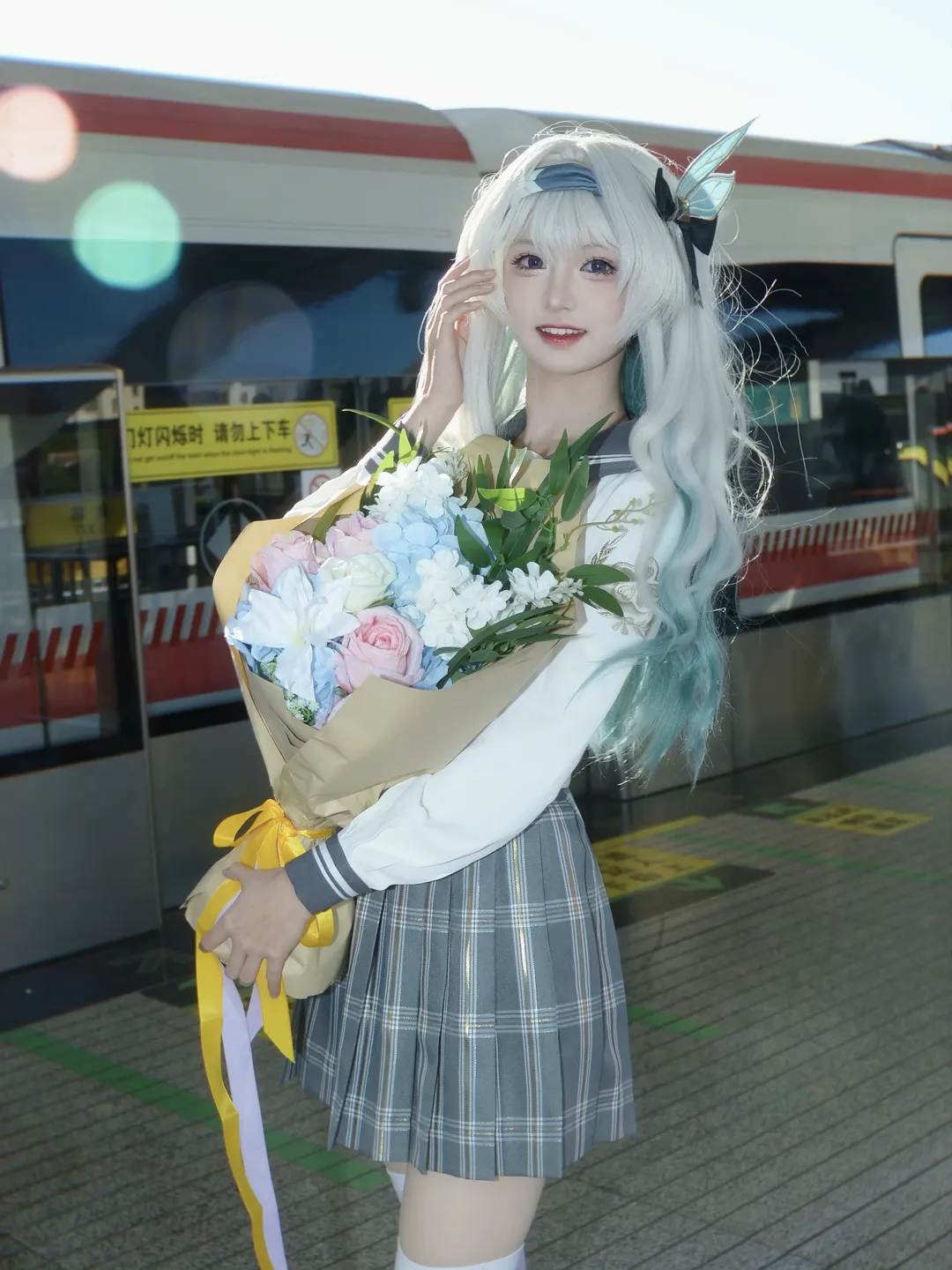 崩坏星穹铁道, 流萤cos, 地铁站摄影, 制服cos, 日常感穿搭cos