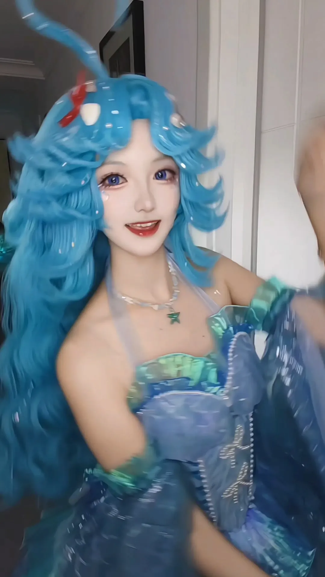 王者荣耀, 朵莉亚cos, 蓝色假发, cosplay穿搭, 海洋系cos - 第2张