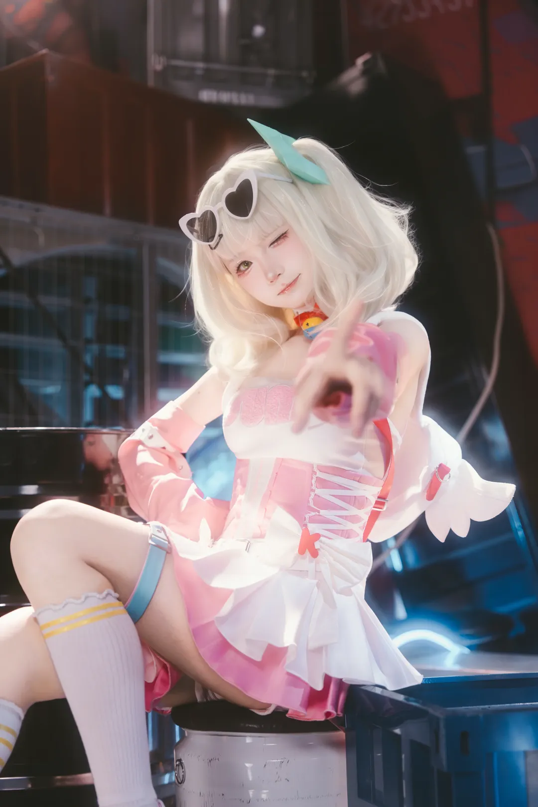 Zenless Zone Zero, Anime-style photography, Sunna cosplay, Industrial style photography, White over-the-knee socks - Image 3
