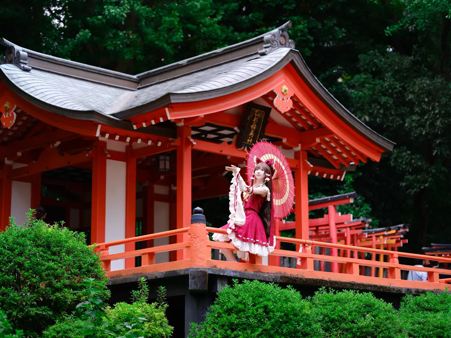 二次元撮影, 博麗霊夢コスプレ, 東方Project, 根津神社, 神社コスプレ