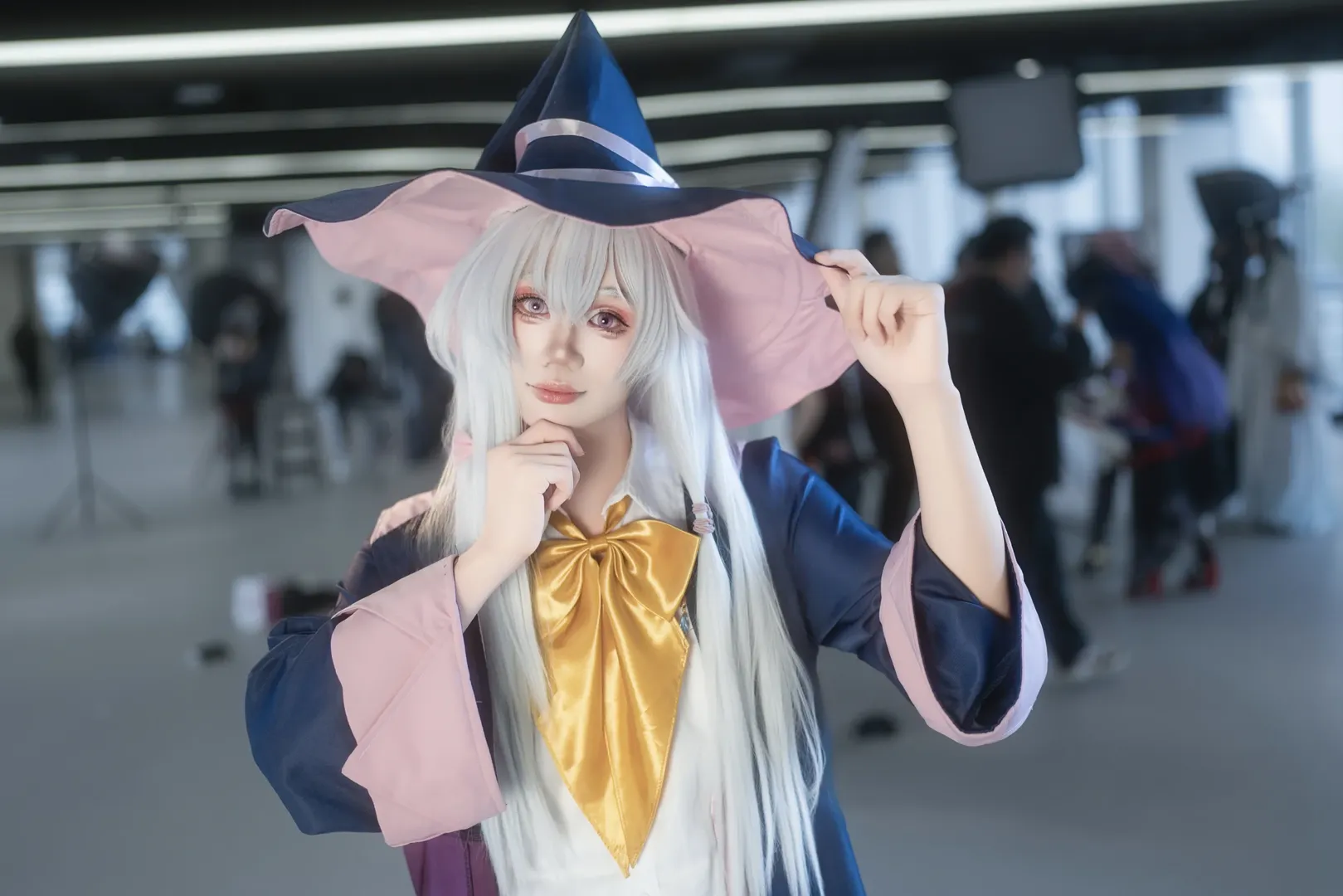 二次元攝影, 漫展場照, 明日方舟, 伊蕾娜cos, 銀髮魔女 - 第1張