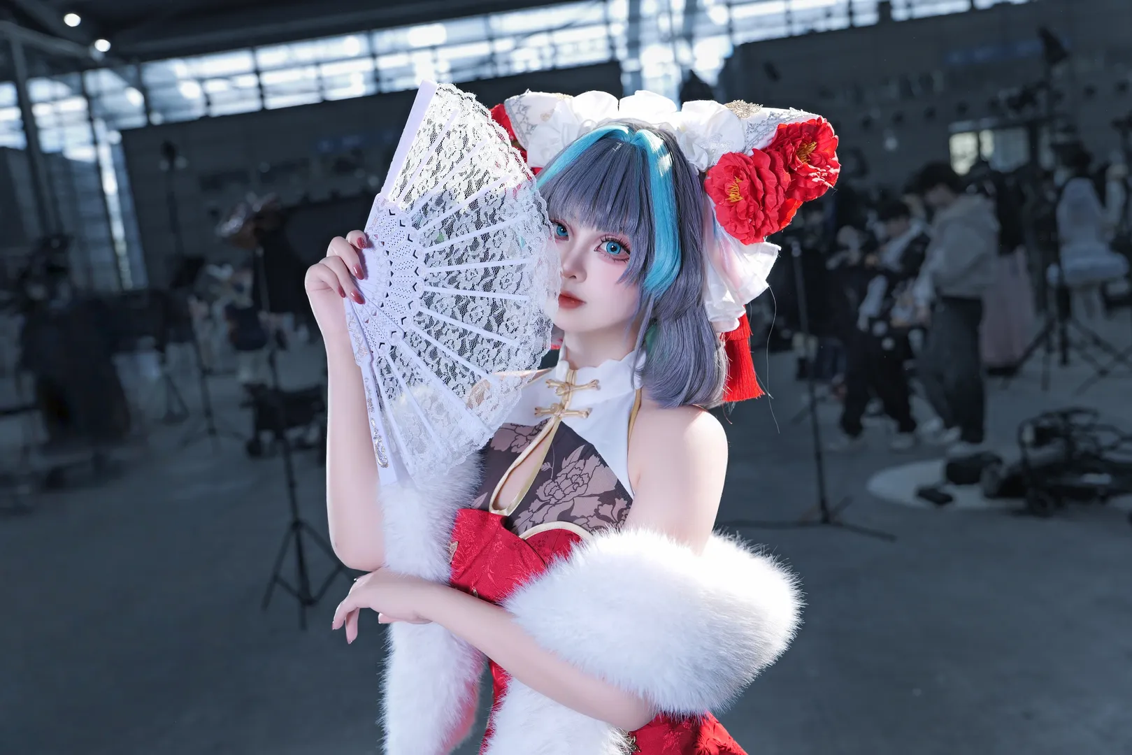 チェシャー コスプレ, アズールレーン, イベント撮影, 白ガーターストッキング, 新年の雰囲気 - 4枚目