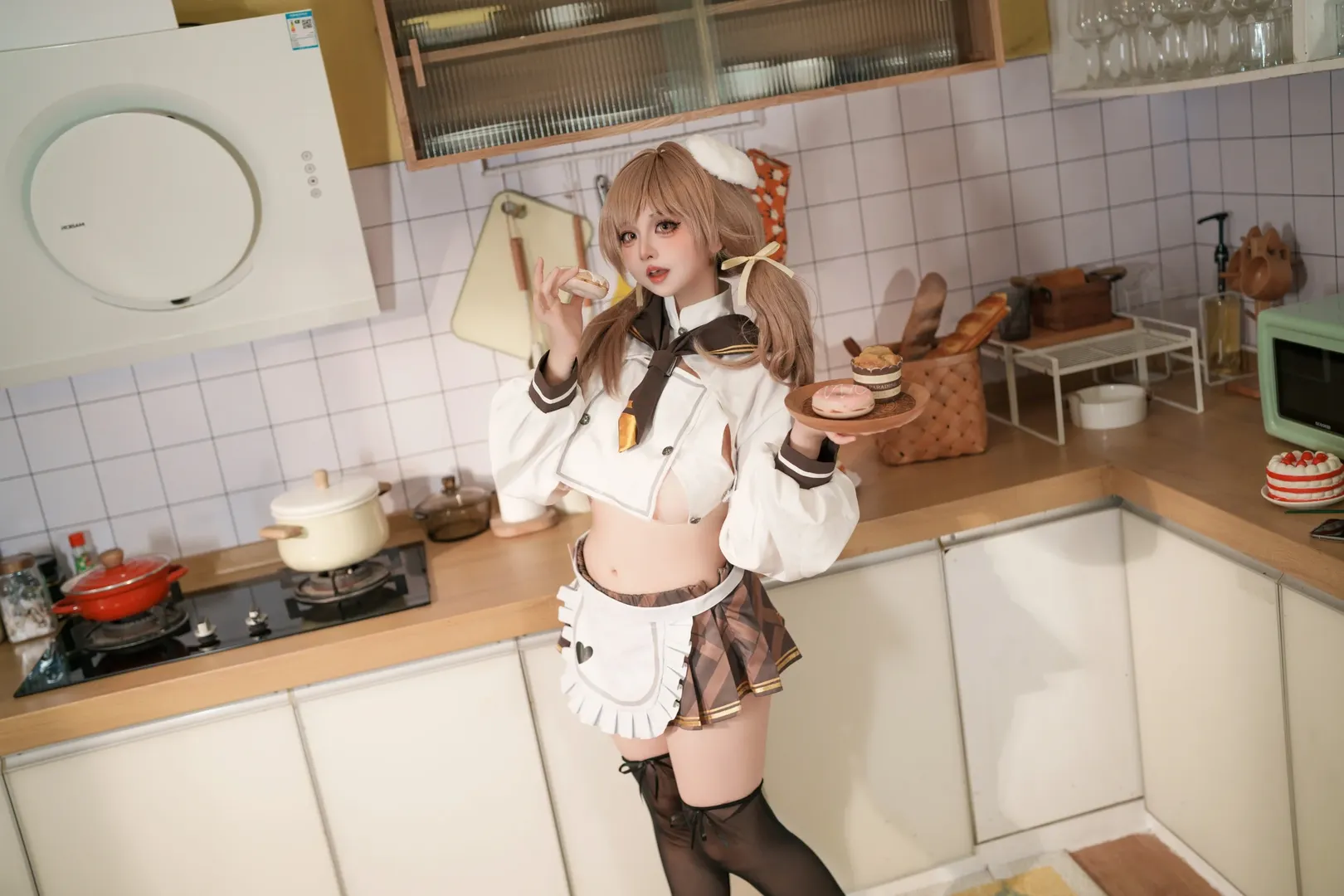 cosplay, 胜利女神nikke, 黑丝, 布蕾德cos, 厨房摄影