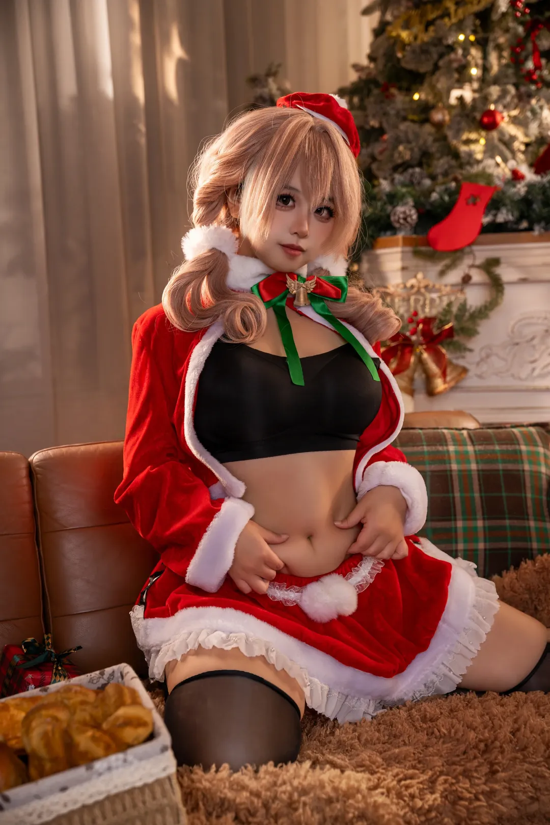 冬日氛围, 黑丝穿搭, Nikke胜利女神, 圣诞cosplay, 布蕾德cos