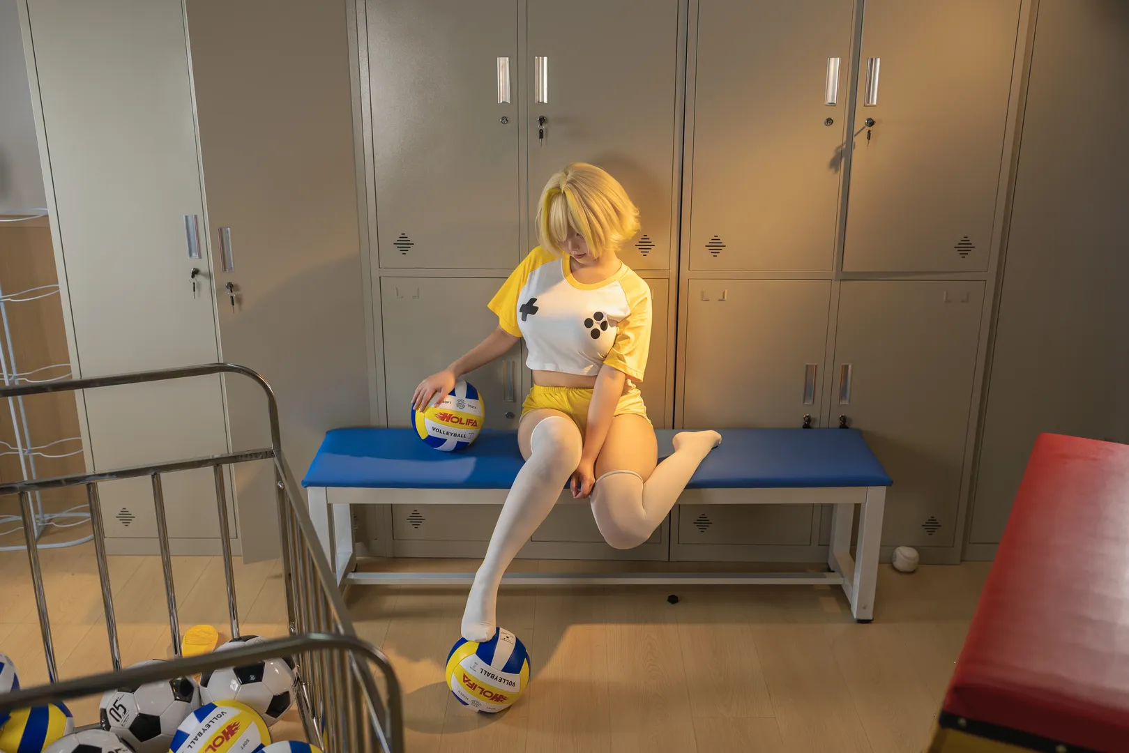コスプレ, 白ストッキング, 勝利の女神：NIKKE, 体操服, エレグコスプレ - 3枚目