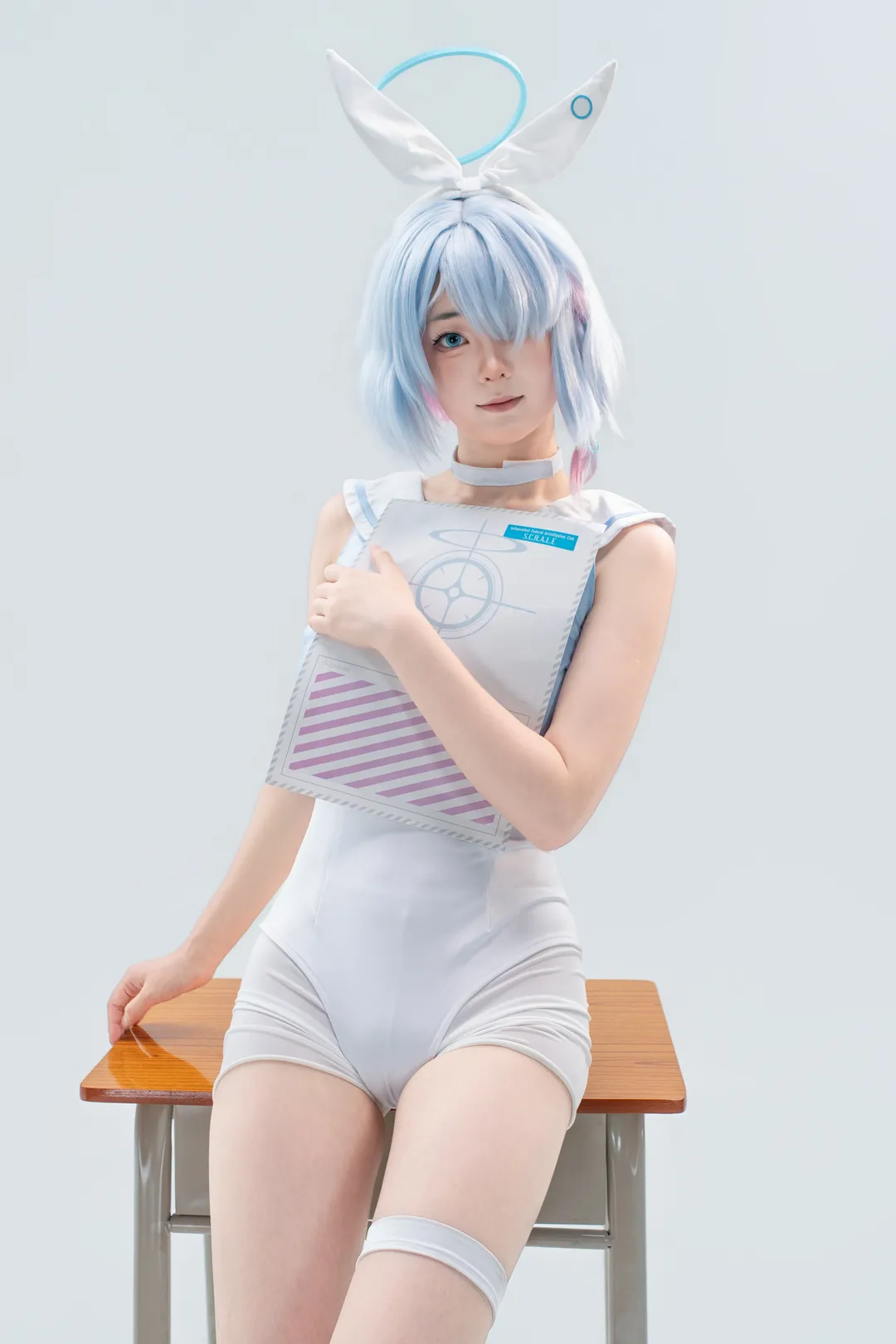 碧蓝档案, 二次元写真, 纯白棚拍, 阿洛娜cos, 紧身衣造型 - 第2张