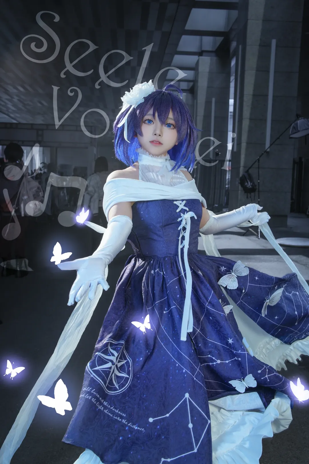 希儿cos, 漫展场照, 白丝穿搭, 场照分享, 星空礼服cos - 第4张
