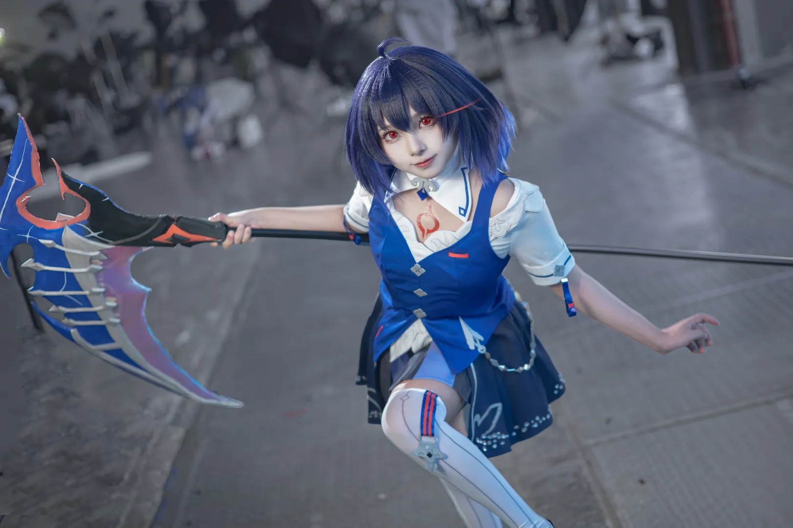 ゼーレ コスプレ, 紺海の記憶, 崩壊3rd, 白ストッキング, クールトーン写真 - 5枚目